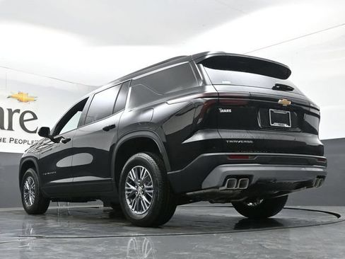 New 2026 Chevrolet Traverse LT FWD image 5