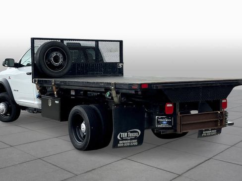 Used 2021 RAM 5500 Tradesman image 11