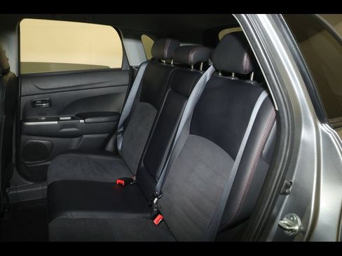 Used 2024 Mitsubishi Outlander Sport SE AWD/4WD image 26