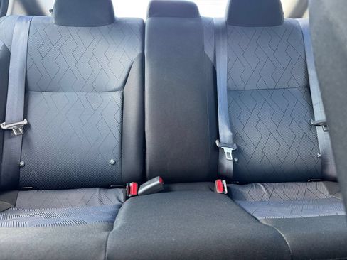 Used 2025 Nissan Versa SV FWD image 36