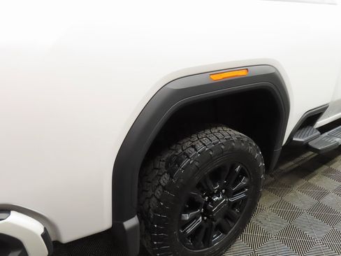 Used 2022 GMC Sierra 3500 Denali w/ Denali Ultimate Package image 36