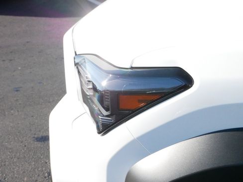 Certified 2025 Toyota 4Runner TRD Off-Road image 17