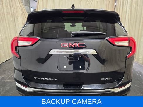 Used 2022 GMC Terrain Denali w/ Denali Premium Package image 8