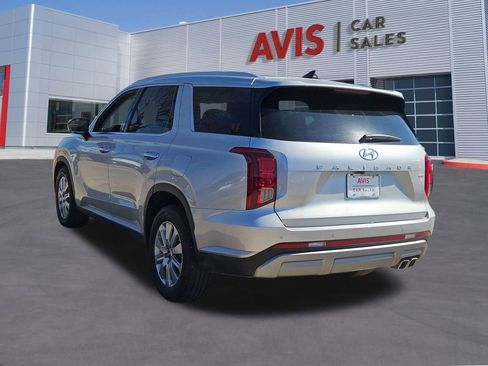 Used 2024 Hyundai Palisade SEL image 3