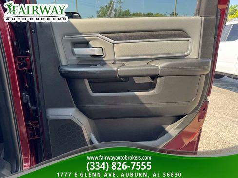 Used 2021 RAM 2500 Big Horn w/ Level 1 Equipment Group AWD/4WD image 29