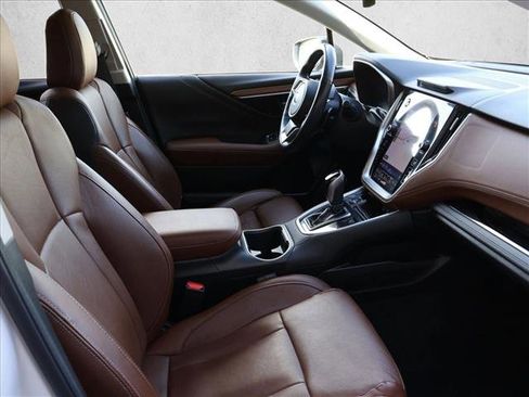 Used 2022 Subaru Outback Touring AWD/4WD image 28