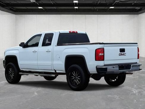 Used 2018 GMC Sierra 1500 SLE w/ SLE Value Package AWD/4WD image 7
