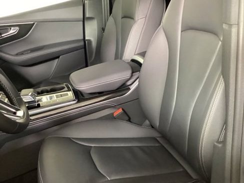 Certified 2025 Audi Q7 3.0T Premium Plus w/ Premium Plus Package image 12