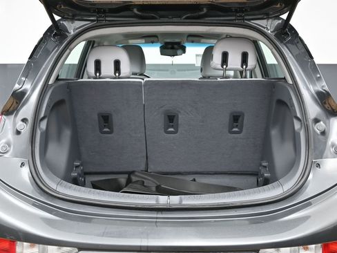 Used 2018 Chevrolet Bolt Premier w/ Driver Confidence II Package image 13