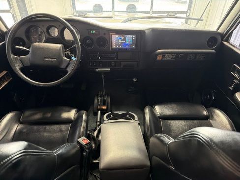 Used 1989 Toyota Land Cruiser AWD/4WD image 11