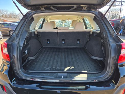 Used 2018 Subaru Outback 2.5i image 10