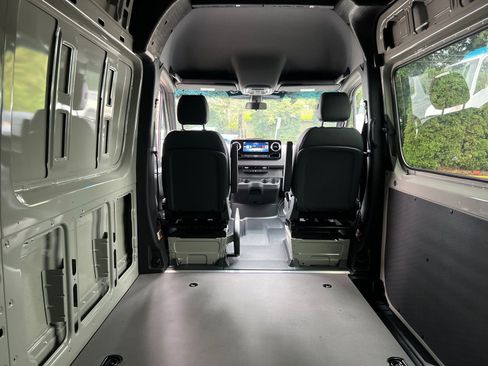 New 2026 Mercedes-Benz Sprinter 144 Cargo image 15