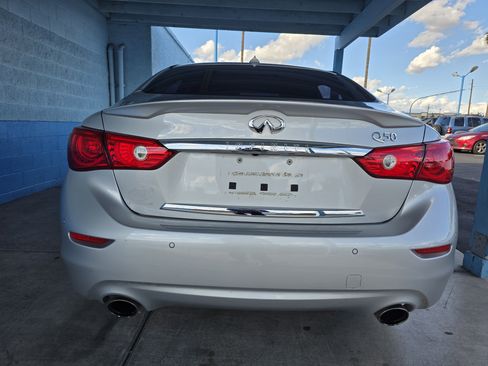 Used 2016 INFINITI Q50 Hybrid w/ Technology Package image 4