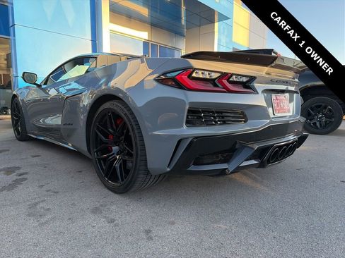 Used 2025 Chevrolet Corvette Z06 image 10