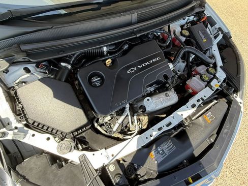 Used 2017 Chevrolet Volt LT w/ Comfort Package FWD image 25