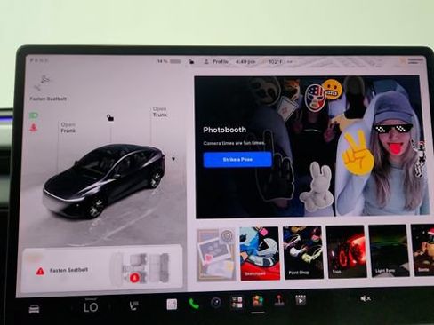 Used 2026 Tesla Model Y 2WD image 71