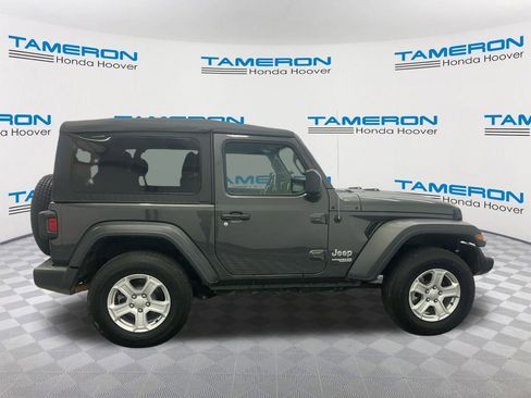 Used 2018 Jeep Wrangler Sport S image 6