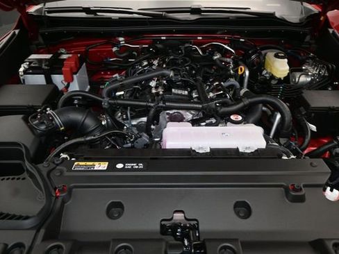 New 2026 Toyota 4Runner SR5 AWD/4WD image 17