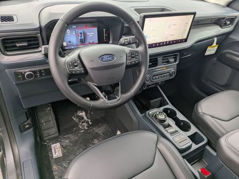 New 2026 Ford Maverick Lariat w/ Black Appearance Package image 10