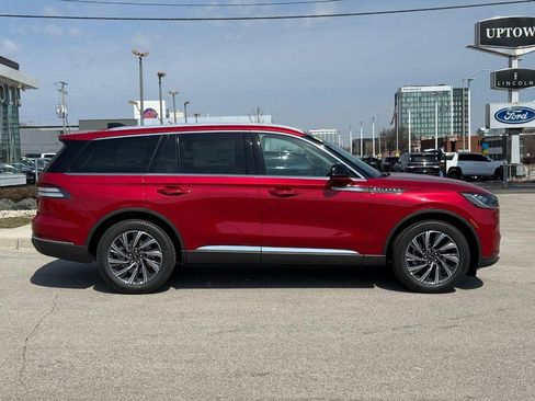 New 2026 Lincoln Aviator AWD image 2