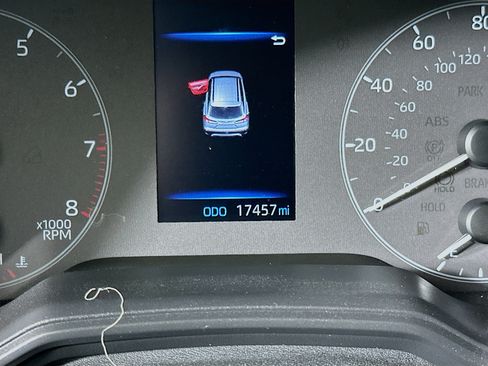 Used 2025 Toyota Corolla Cross LE FWD image 19
