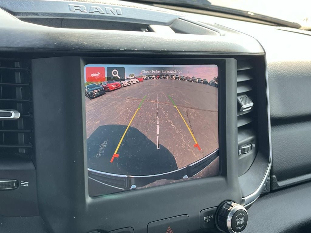 Used 2024 RAM 1500 Big Horn AWD/4WD image 30