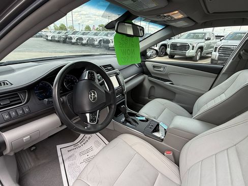 Used 2015 Toyota Camry XLE w/ Advanced Technology Package FWD image 17