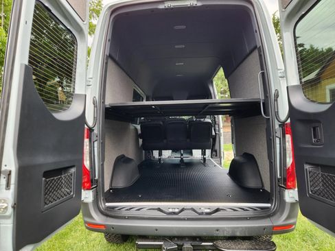 Used 2026 Mercedes-Benz Sprinter 2500 image 3