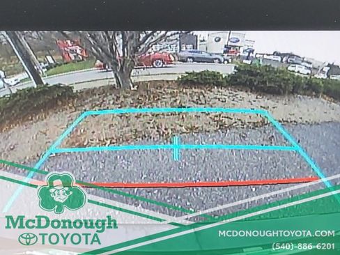 Used 2024 Toyota Camry SE image 34