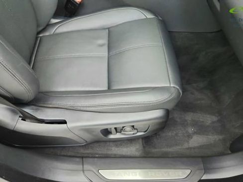 Used 2024 Land Rover Range Rover Velar Dynamic SE AWD/4WD image 22