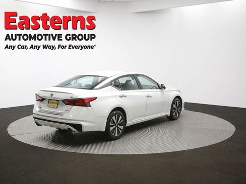 Used 2022 Nissan Altima 2.5 SV w/ SV Premium Package AWD/4WD image 38