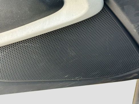 Used 2019 Chevrolet Camaro LT image 20