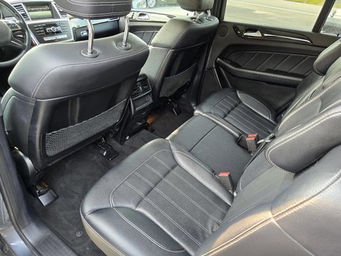 Used 2016 Mercedes-Benz GL 450 4MATIC w/ Premium I Package image 20