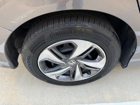 Used 2020 Honda Civic LX image 12