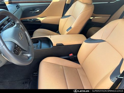 Certified 2025 Lexus ES 350 w/ Premium Package FWD image 8