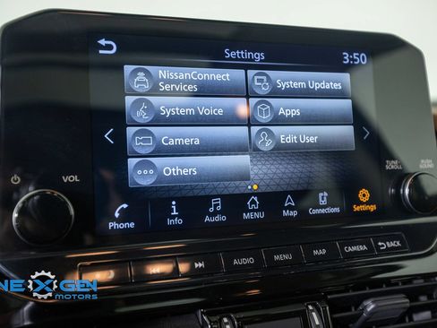 Used 2022 Nissan Pathfinder Platinum AWD/4WD image 20