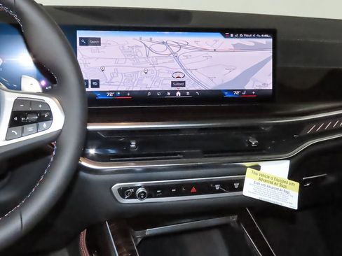 Used 2025 BMW X7 M60i AWD/4WD image 24