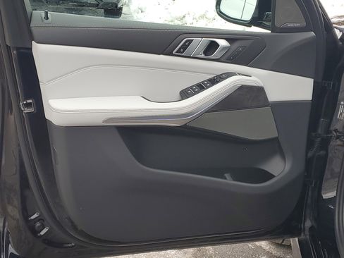 Certified 2025 BMW X5 xDrive40i w/ M Sport Package image 5