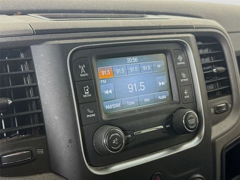 Used 2018 RAM 1500 Express RWD image 8
