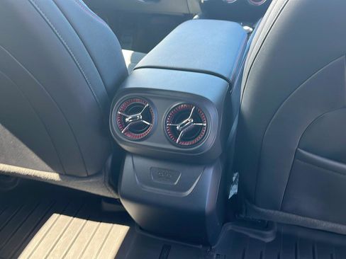 Used 2025 Chevrolet Blazer EV RS AWD/4WD image 31