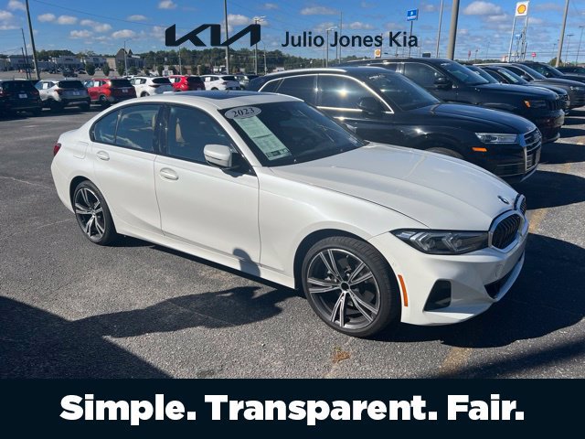 Used 2023 BMW 330i xDrive Sedan w/ Premium Package AWD/4WD image 1