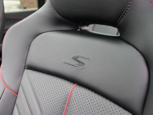 New 2026 Aston Martin DBX 707 AWD/4WD image 11
