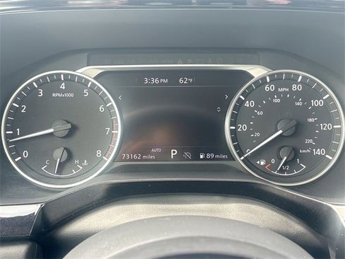 Certified 2022 Nissan Pathfinder SV image 15