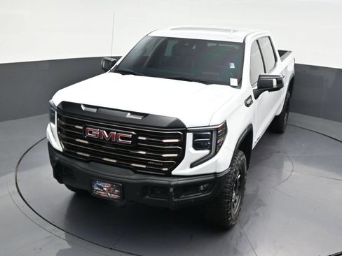 Used 2024 GMC Sierra 1500 AT4X w/ AT4X AEV Edition AWD/4WD image 22