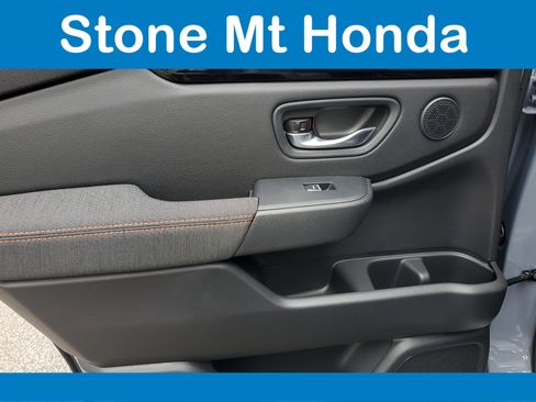 New 2026 Honda Pilot Sport image 14