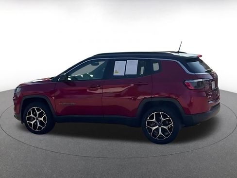 Used 2025 Jeep Compass Limited AWD/4WD image 10