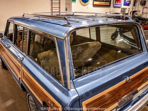 Used 1987 Jeep Grand Wagoneer AWD/4WD image 35