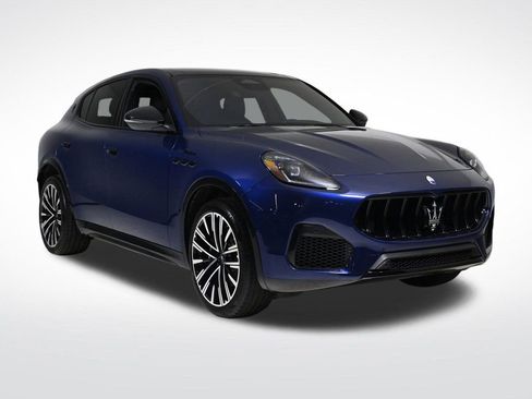 Used 2025 Maserati Grecale Modena image 7