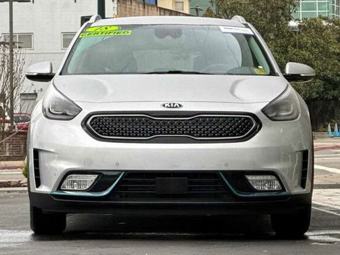 Used 2018 Kia Niro EX Premium image 6