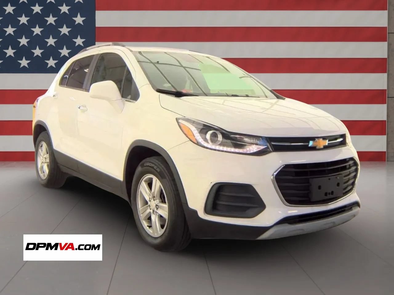 Used 2018 Chevrolet Trax LT w/ LT Convenience Package AWD/4WD image 3